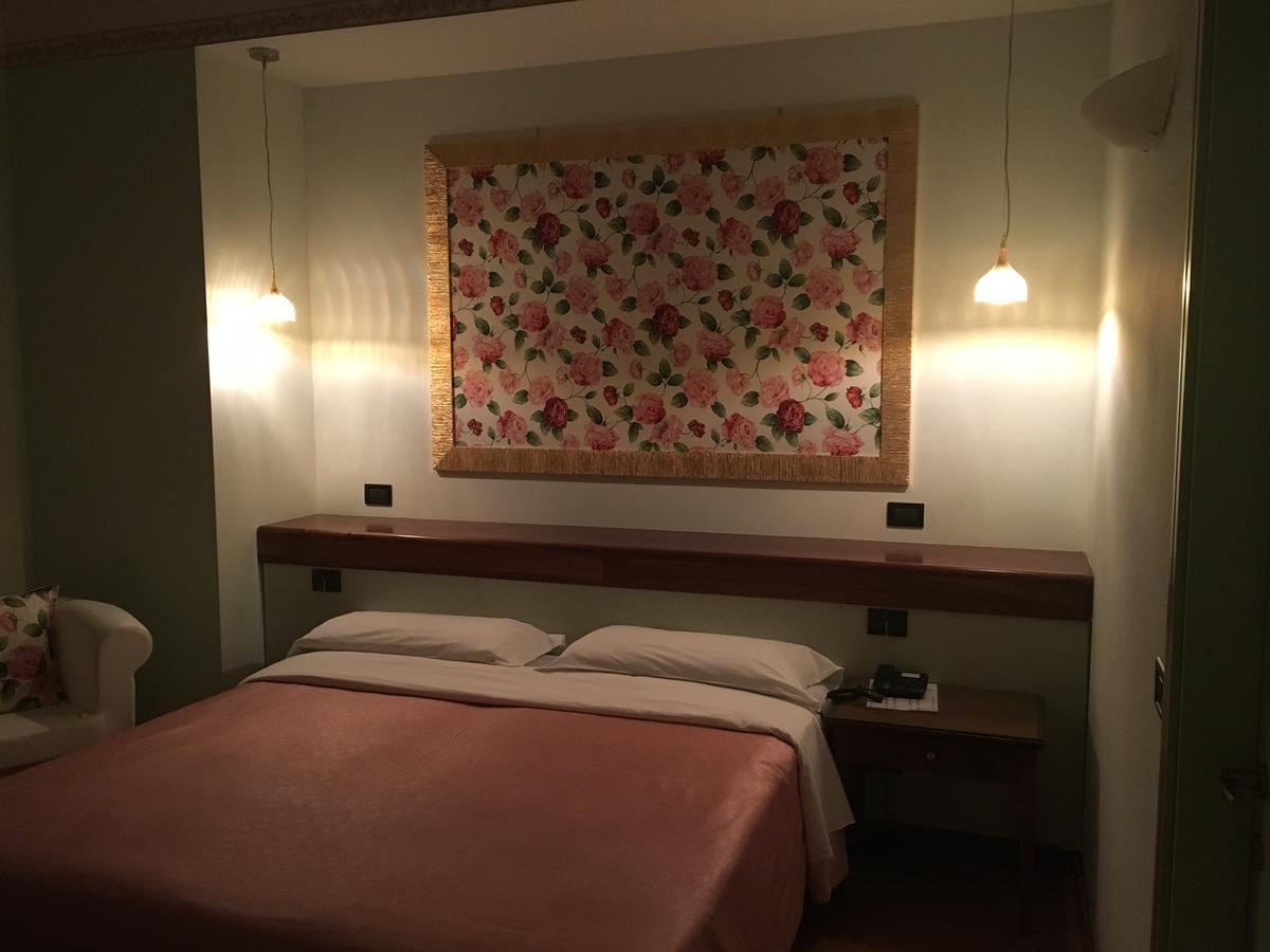 Hotel Alla Busa Noventa Vicentina Екстериор снимка